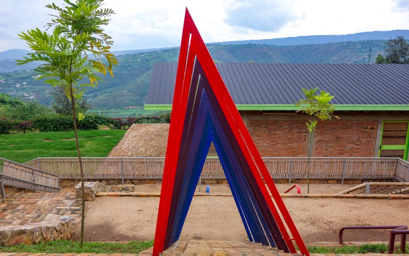 Red and blue triangular sculpture